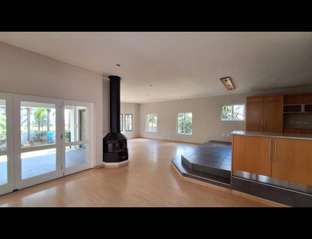 3 BEDROOM HOUSE FOR SALE IN MORELETAPARK